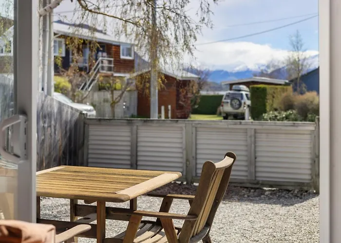 Amazing Location! 2 Bedroom Unit ワナカ